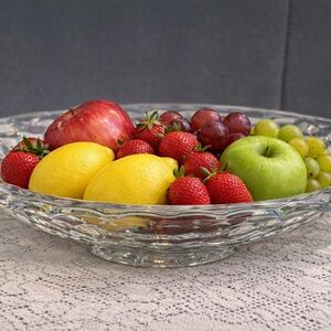 Pressed Glass Serving Bowl. Cube/Block Pattern. 1950-1970